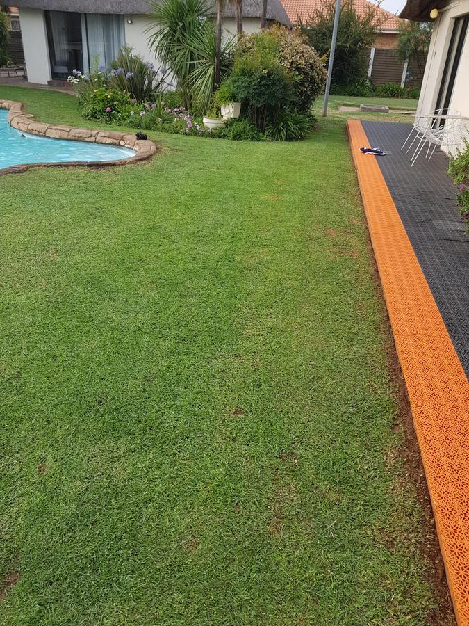 12 On Vaal Drive Guesthouse Vanderbijlpark Ngoại thất bức ảnh